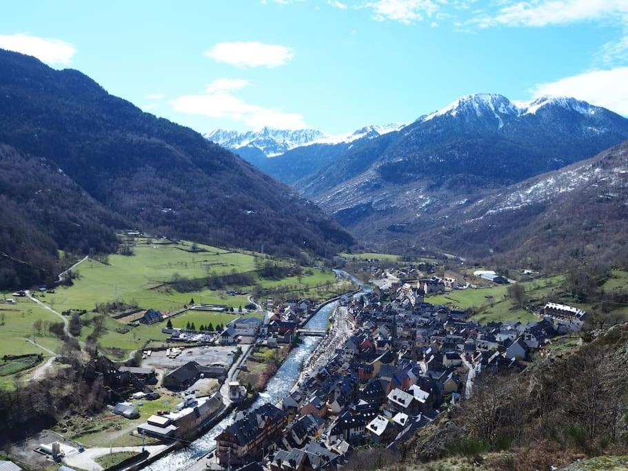 Mcastet, Casita Aranesa En El Valle De Aran Bossost Exterior foto